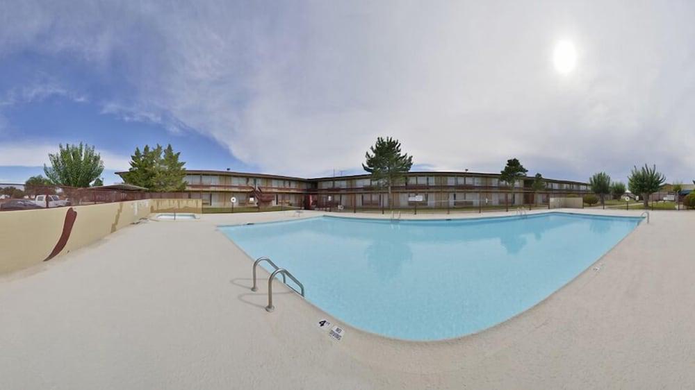 Econo Lodge Carlsbad Caverns Area Dış mekan fotoğraf