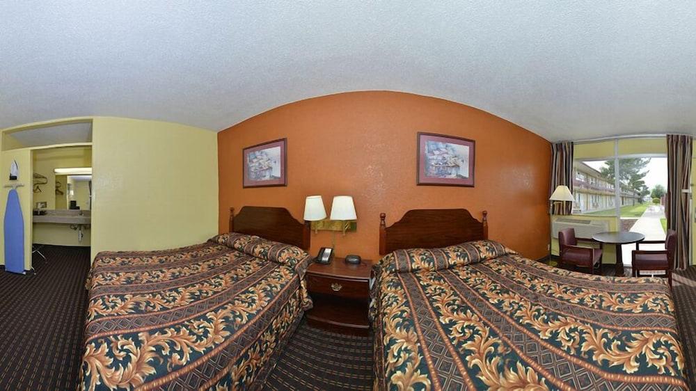 Econo Lodge Carlsbad Caverns Area Dış mekan fotoğraf