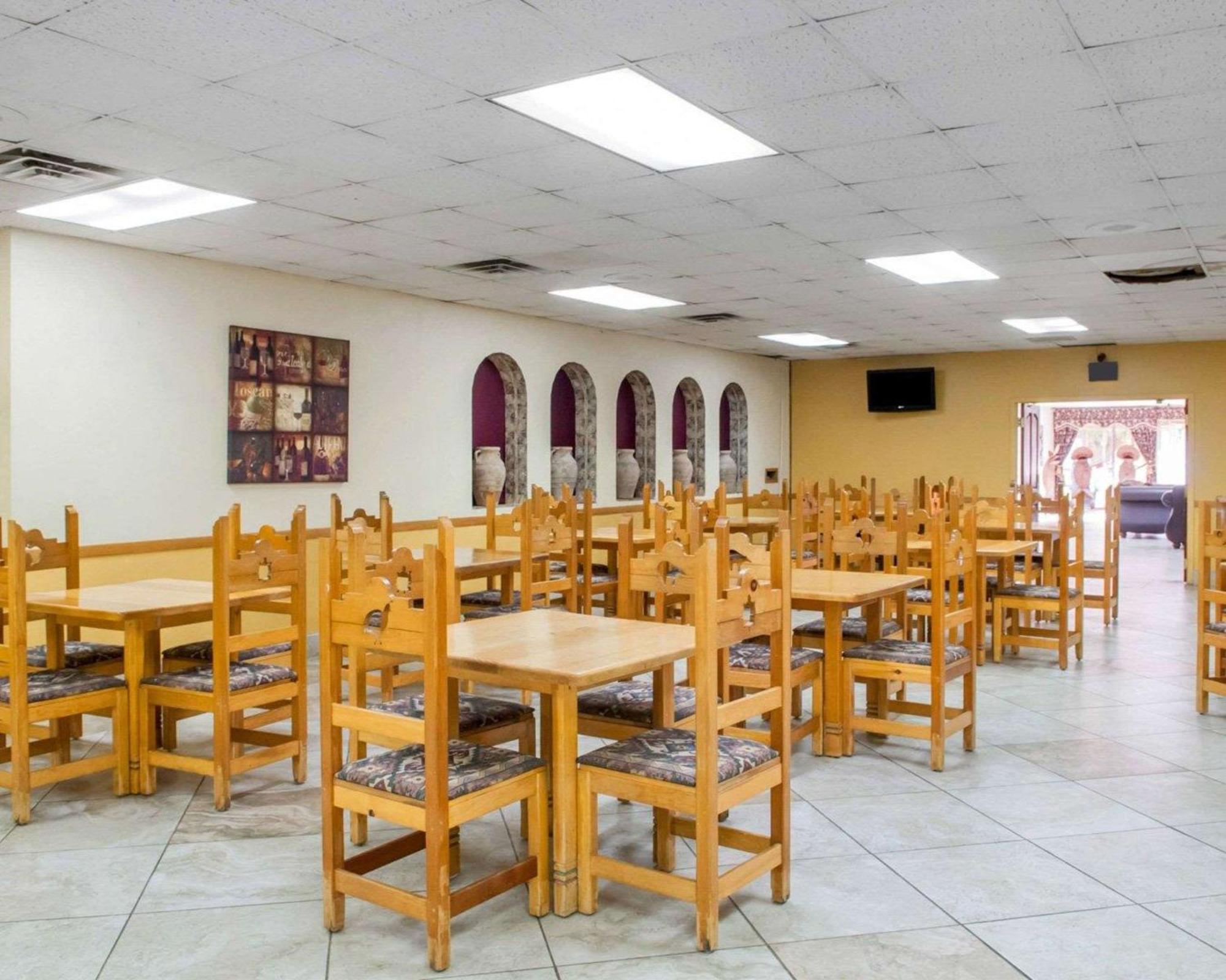 Econo Lodge Carlsbad Caverns Area Dış mekan fotoğraf