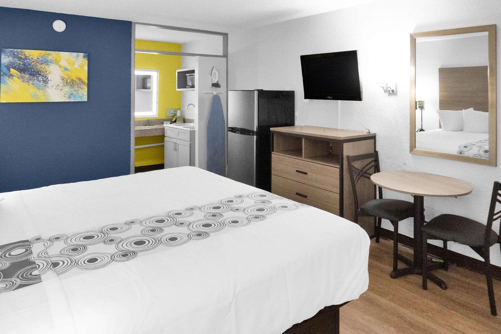 Econo Lodge Carlsbad Caverns Area Dış mekan fotoğraf